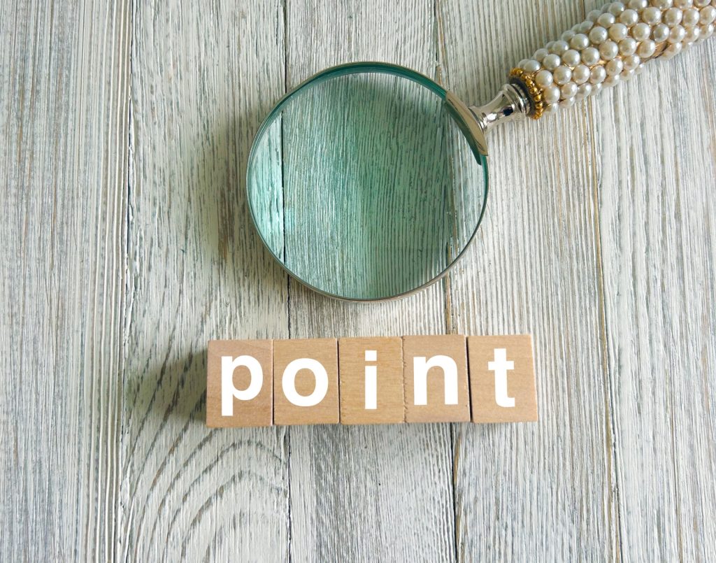 POINTの文字と虫眼鏡