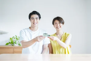 共有持分・共有名義で不動産担保ローンは利用可能！持分のみで借りる方法