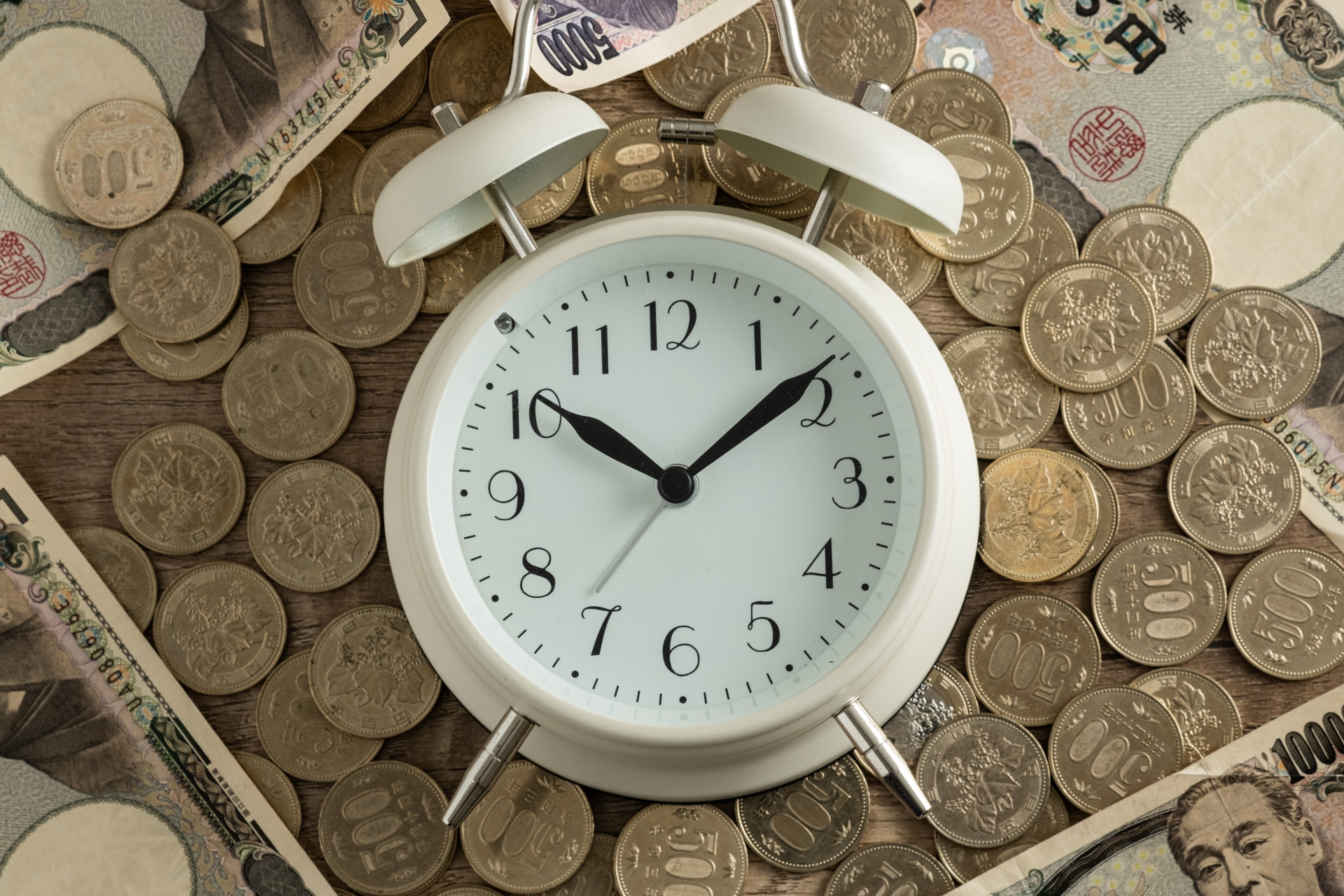 審査・融資が早い不動産担保ローンはどれ？最短翌日の会社やスピードアップのコツも紹介