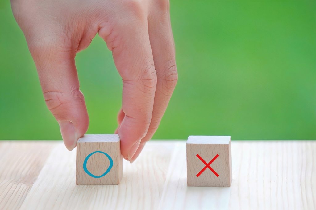 マル＆バツ-マルを選択する手